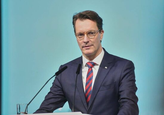 Wüst kritisiert KI-Strategie der Ampelregierung