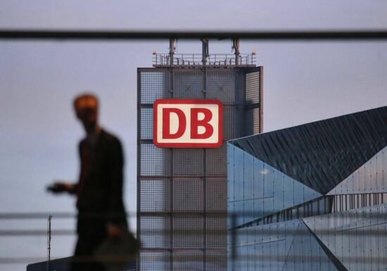 Bahn und EVG einigen sich auf Lohnerhöhung von 6,5 Prozent