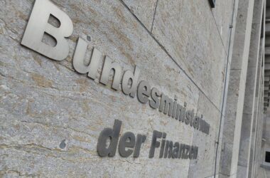 Neue Finanzierungslücken in Haushaltsplanung für 2025