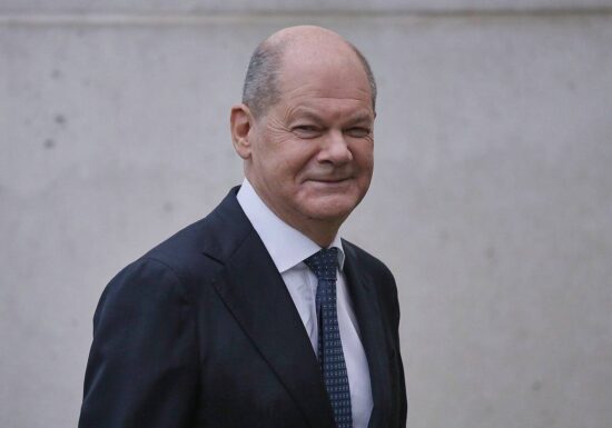 Scholz will EU-Schuldenregeln für Verteidigungsausgaben lockern