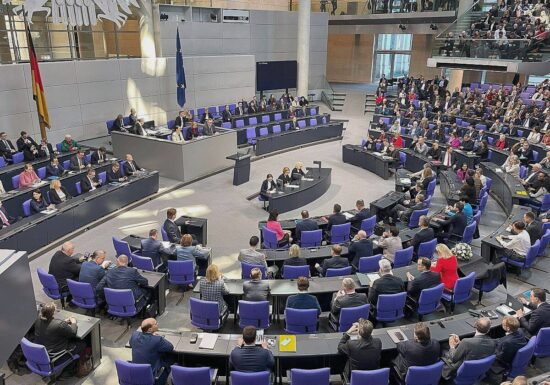 Letzter Schlagabtausch im Parlament vor Bundestagswahl