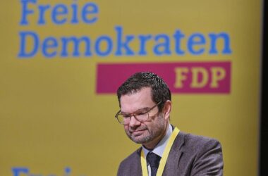 Buschmann bekräftigt Ablehnung von Koalition mit den Grünen
