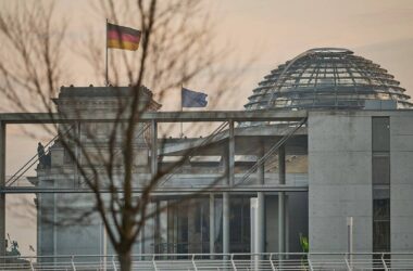Anteil der Abgeordneten mit Migrationshintergrund stagniert