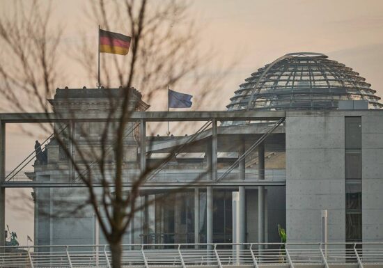 Anteil der Abgeordneten mit Migrationshintergrund stagniert