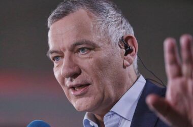 Van Aken dämpft Erwartungen an TV-Duell von Scholz und Merz