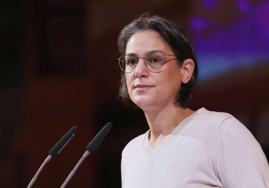 SPD-Vize verlangt zentrale Anlaufstelle für Familien