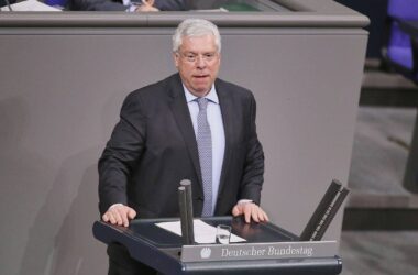 CDU-Außenpolitiker sieht "positives Signal" zum Ukraine-Krieg