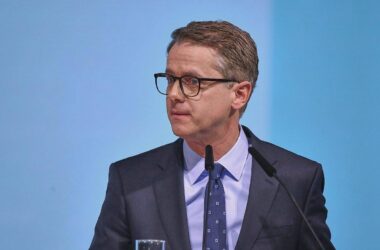 ÖVP-FPÖ-Verhandlungen: Linnemann rät von derartigen Bündnissen ab