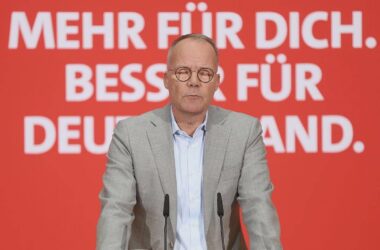 SPD hält wöchentliche Abschiebeflüge für nicht umsetzbar