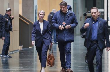 Schwesig: Schwarz-Rot darf Osten "nicht verloren geben"