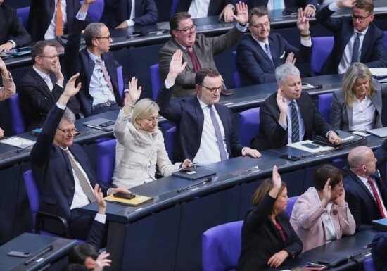 Forsa-Umfrage: Union bei Kompetenzwerten in Sachen Zuwanderung vorn