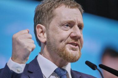 Kretschmer nennt AfD-Forderung von Vance eine "Frechheit"