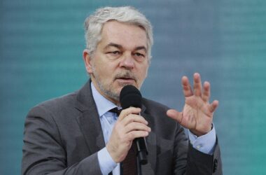 Politologe: EU-Friedenstruppen in Ukraine nur mit US-Absicherung
