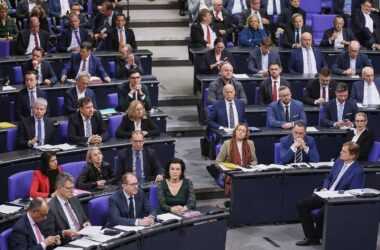 Politologe sieht parlamentarische Mehrheit mit AfD als "Dammbruch"