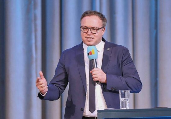 Voigt fordert mehr Ostdeutsche im neuen Kabinett