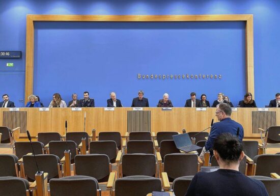 Bundesregierung bleibt bei Afghanistan-Abschiebeflügen unkonkret