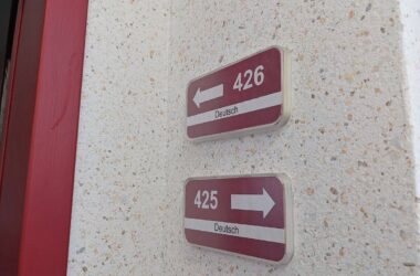Über drei Viertel sprechen zu Hause ausschließlich Deutsch