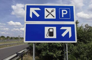 ADAC hält Preise von Tank & Rast für "absolut nicht gerechtfertigt"