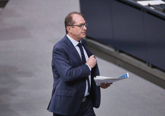 Dobrindt will Koalitionsausschuss zum "Korrektiv" machen