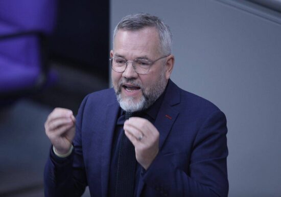 Abgeordnete fordern Debatte über Friedenstruppen in der Ukraine