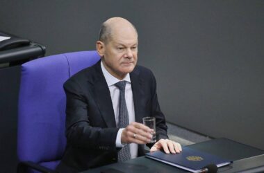 Scholz sieht "Hofnarr"-Vorfall als abgeschlossen an