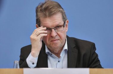 Stegner hält Schuldenbremsenreform auch mit der Linken für möglich
