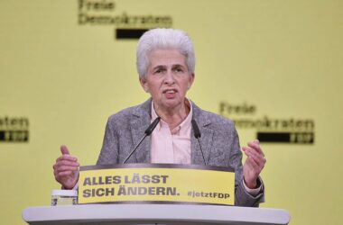 Strack-Zimmermann bezeichnet Bundespräsident als "Totalausfall"