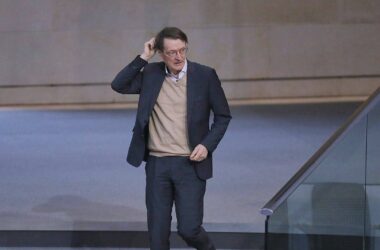 Lauterbach nennt SPD-Wahlergebnis "Katastrophe" und "Wendepunkt"
