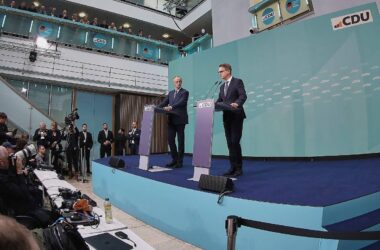 SPD-Konservative knüpfen Koalition mit Union an Bedingungen
