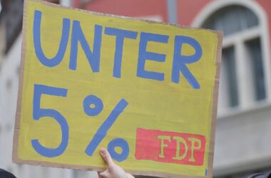 Forsa: Linke legt weiter zu - FDP wieder über Fünf-Prozent-Hürde