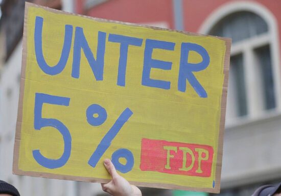 Forsa: Linke legt weiter zu - FDP wieder über Fünf-Prozent-Hürde