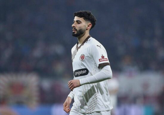 1. Bundesliga: Bayern München knackt St. Pauli in Hälfte zwei