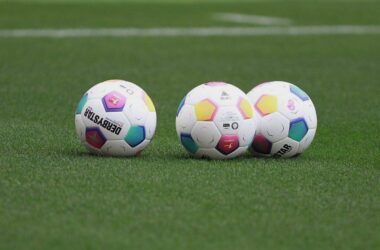 2. Bundesliga: HSV verliert in Paderborn