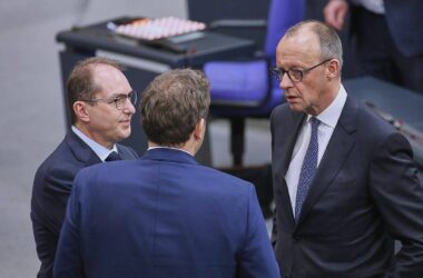 Bericht: Schwarz-Roter Koalition fehlen rund 600 Milliarden Euro