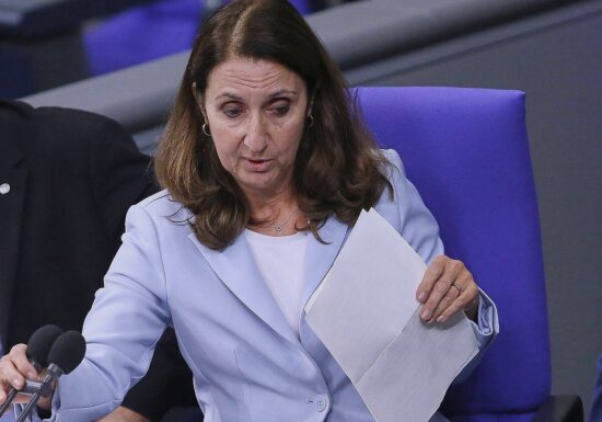 Bericht: Özoguz kandidiert nicht als Bundestagsvizepräsidentin