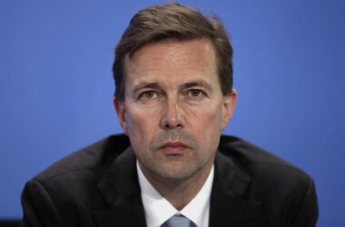 Steffen Seibert dringt auf Gaza-Waffenruhe und Geisel-Freilassung