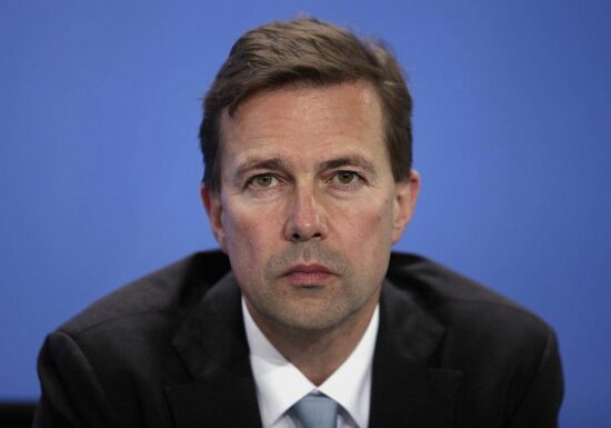 Steffen Seibert dringt auf Gaza-Waffenruhe und Geisel-Freilassung