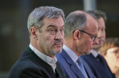 CSU-Vorstand gibt grünes Licht für Koalitionsverhandlungen