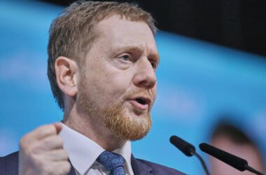CDU-Außenpolitiker widersprechen Kretschmer bei Moskau-Sanktionen
