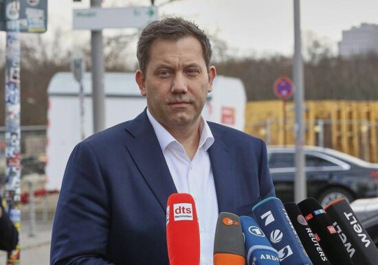 Forsa: Jeder Vierte hält SPD-Chef Klingbeil für führungsstark