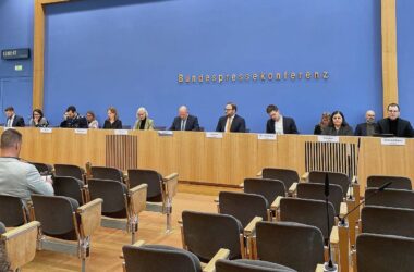 Bundesregierung hält sich bei Abschiebelagern bedeckt