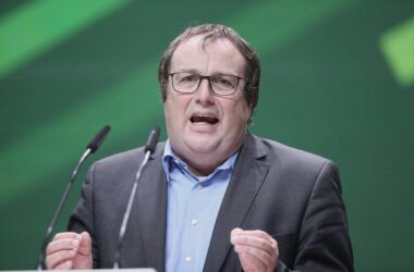 NRW-Verkehrsminister sieht Sondervermögen als Anschubfinanzierung