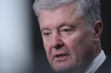 Poroschenko fordert von Selenskyj Zustimmung zu Waffenstillstand