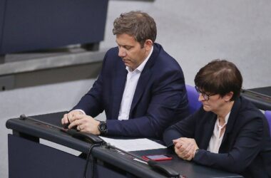 SPD-Arbeitsgemeinschaft verlangt neue Parteispitze