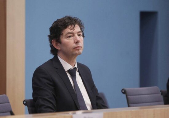 Virologe Drosten schließt Bewertung von BND-These zu Corona aus