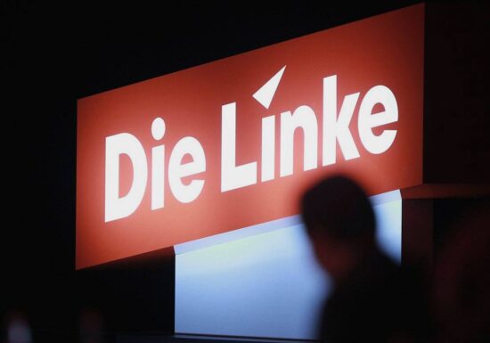 Linke kritisiert Schuldenpaket als unsozial