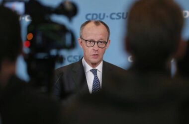 Brantner attackiert vor Schuldenpaket-Abstimmung Söder und Merz
