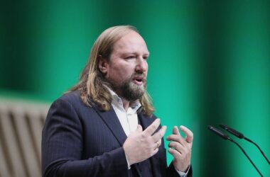 Hofreiter begrüßt EU-Aufrüstungsplan