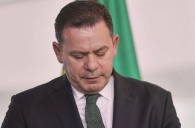 Portugals Premierminister verliert Vertrauensfrage
