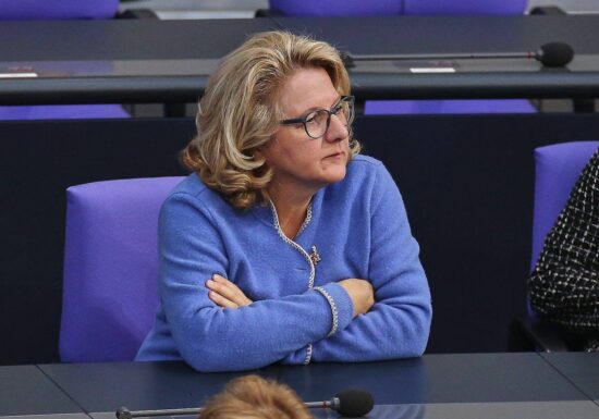 Schulze vor Schuldenpaket-Votum: "Es muss einfach morgen klappen"
